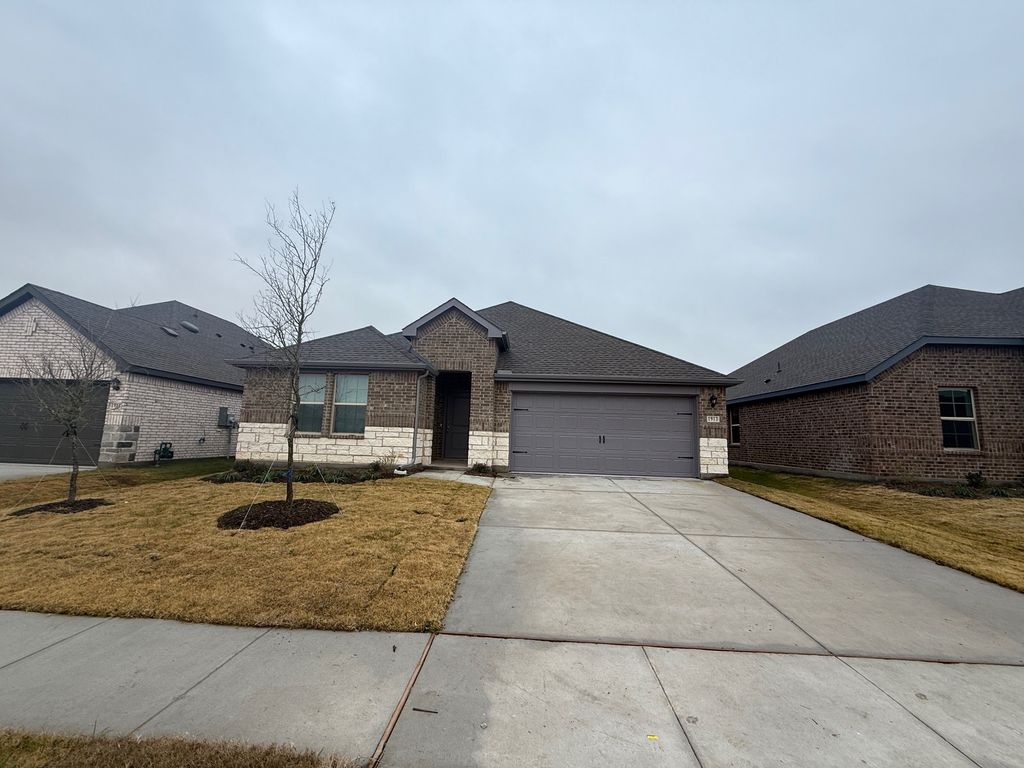 1913 Windy Banks Drive, Princeton, TX 75407