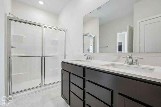 685 Braxton Street, Trafalgar, IN 46181