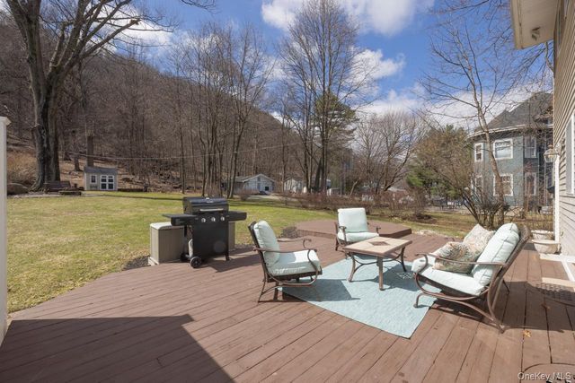 22 Hillside Avenue, Haverstraw, NY 10927