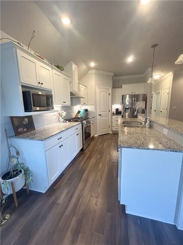 4224 Anthem Drive, Fayetteville, AR 72704