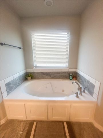 4224 Anthem Drive, Fayetteville, AR 72704