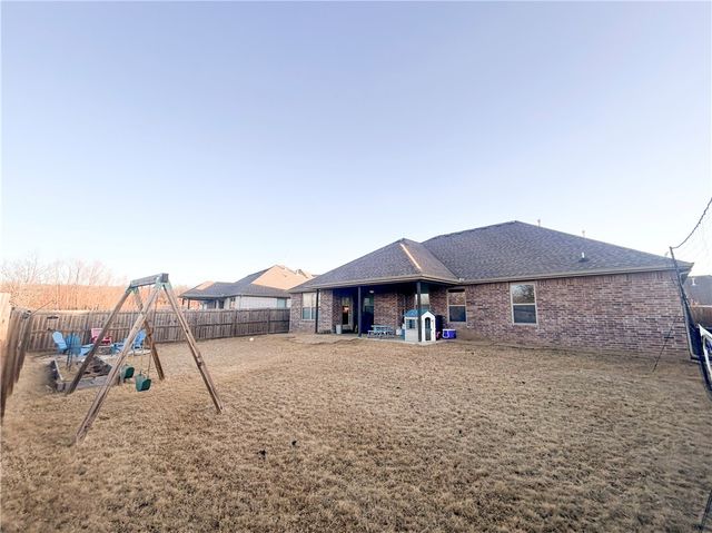 4224 Anthem Drive, Fayetteville, AR 72704