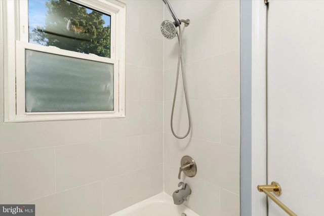359 CHURCHILL AVE, Hamilton, NJ 08610