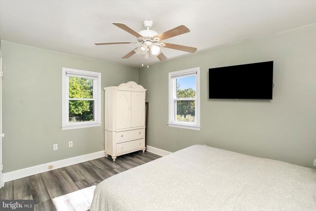 359 CHURCHILL AVE, Hamilton, NJ 08610