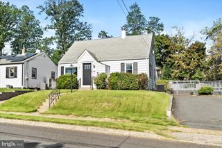 359 CHURCHILL AVE, Hamilton, NJ 08610