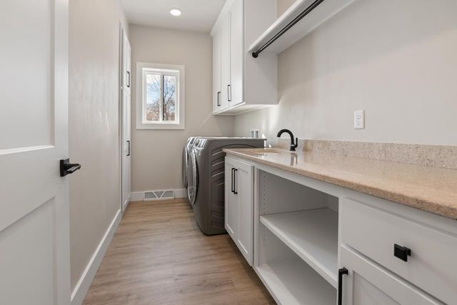 2757 COUNTY ROAD EE, Abrams, WI 54101