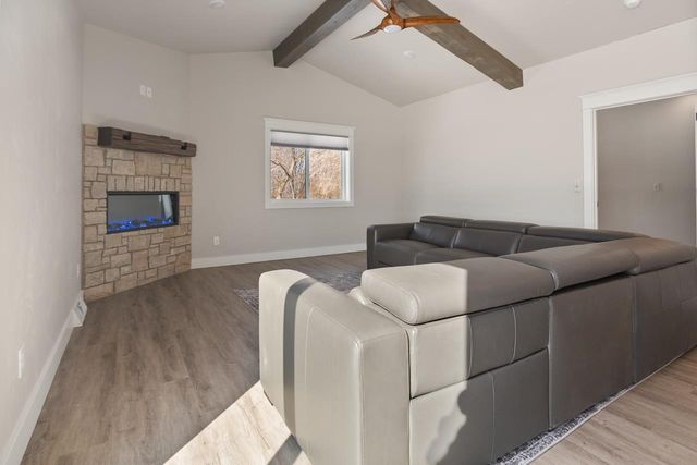 2757 COUNTY ROAD EE, Abrams, WI 54101