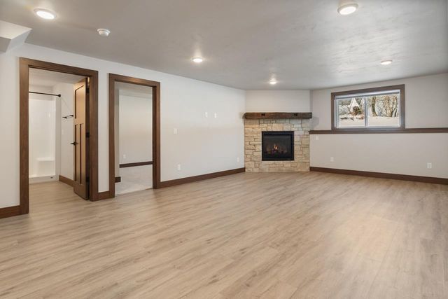 2757 COUNTY ROAD EE, Abrams, WI 54101