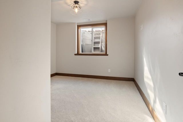 2757 COUNTY ROAD EE, Abrams, WI 54101