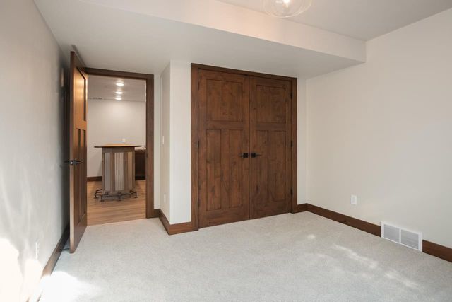 2757 COUNTY ROAD EE, Abrams, WI 54101