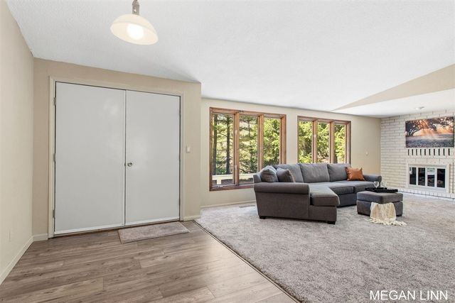 7135 Lakeshore Avenue, West Olive, MI 49460