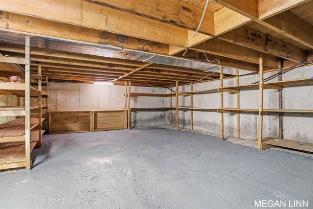 7135 Lakeshore Avenue, West Olive, MI 49460