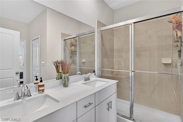 2821 Citrus ST, Naples, FL 34120