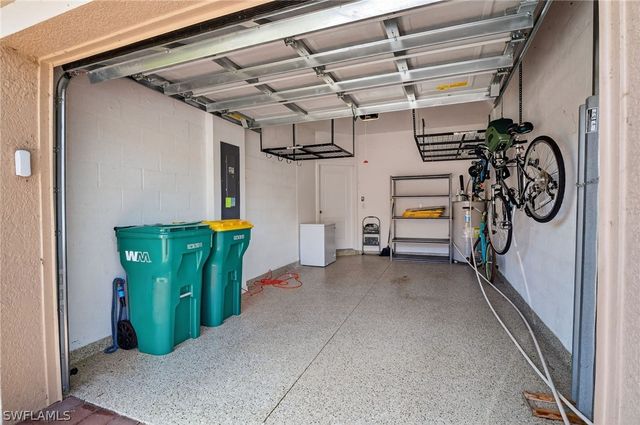 2821 Citrus ST, Naples, FL 34120