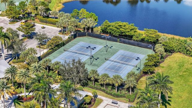 2821 Citrus ST, Naples, FL 34120