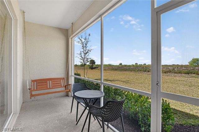 2821 Citrus ST, Naples, FL 34120