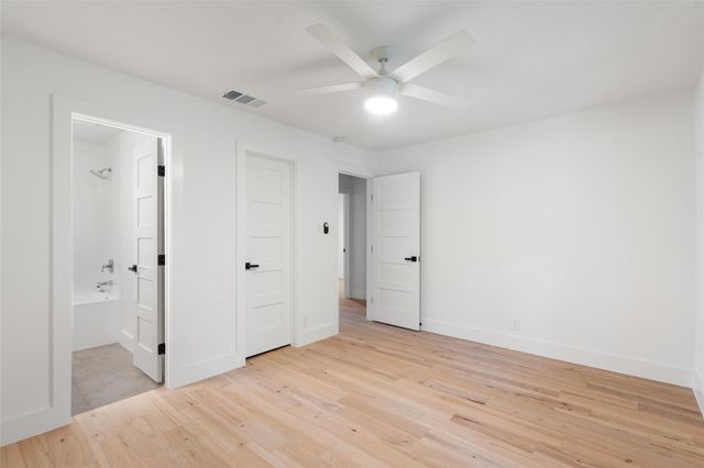 1800 Nicole CIR A & B, Round Rock, TX 78664