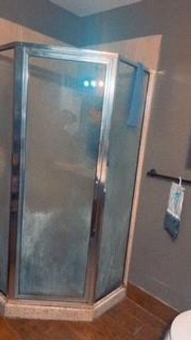 1017 W 3rd ST W, Taylor, TX 76574