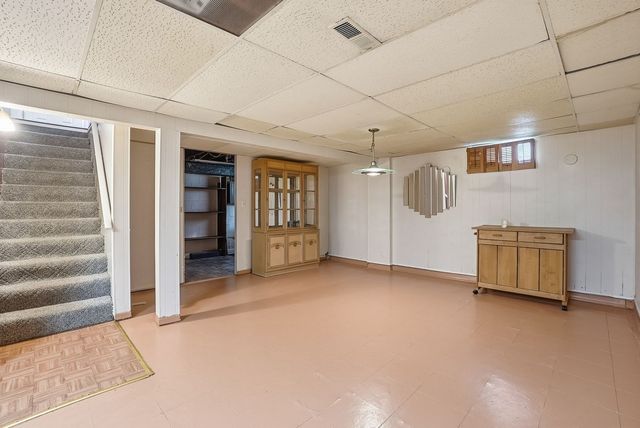 18833 Park Avenue, Lansing, IL 60438