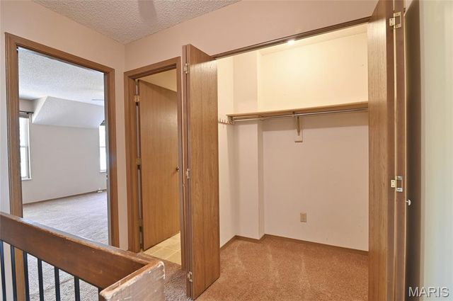 1005 Pocono Trail, Ballwin, MO 63021