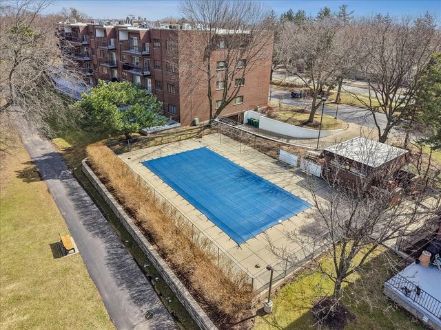 300 E Dundee Road 310, Buffalo Grove, IL 60089