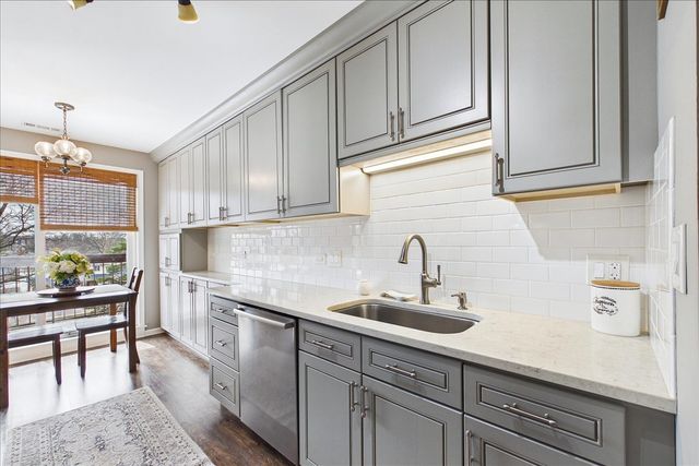 300 E Dundee Road 310, Buffalo Grove, IL 60089