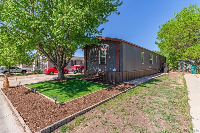 10611 Barron Circle, Longmont, CO 80504