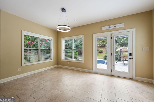 10 Ridgeview Court, Newnan, GA 30263