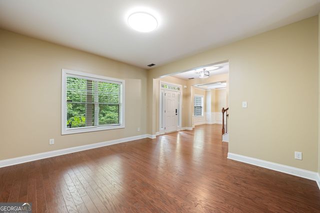 10 Ridgeview Court, Newnan, GA 30263