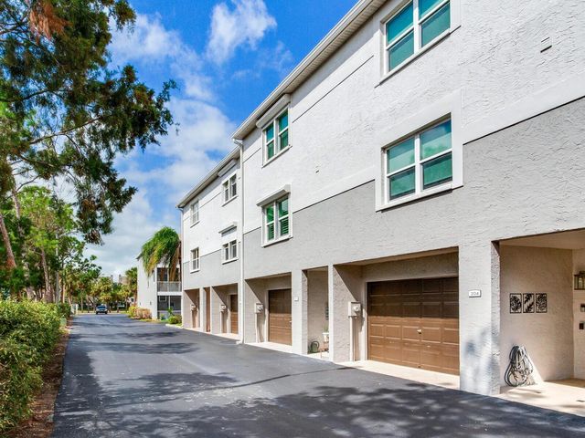 521 PINELLAS BAYWAY S 204, St Petersburg, FL 33715