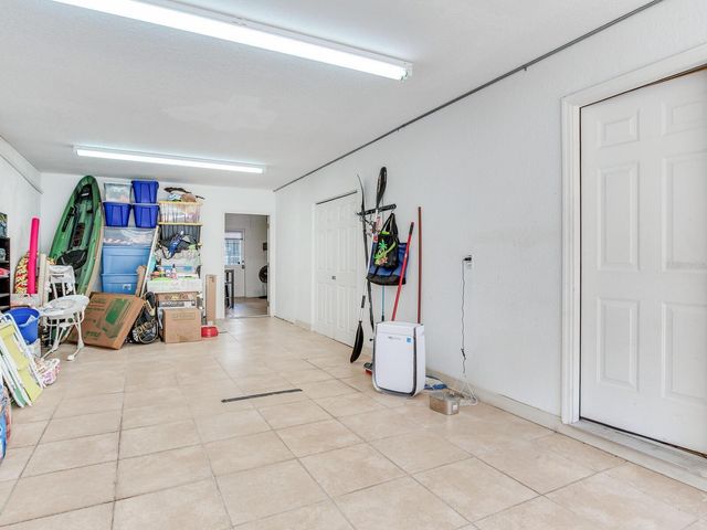 521 PINELLAS BAYWAY S 204, St Petersburg, FL 33715