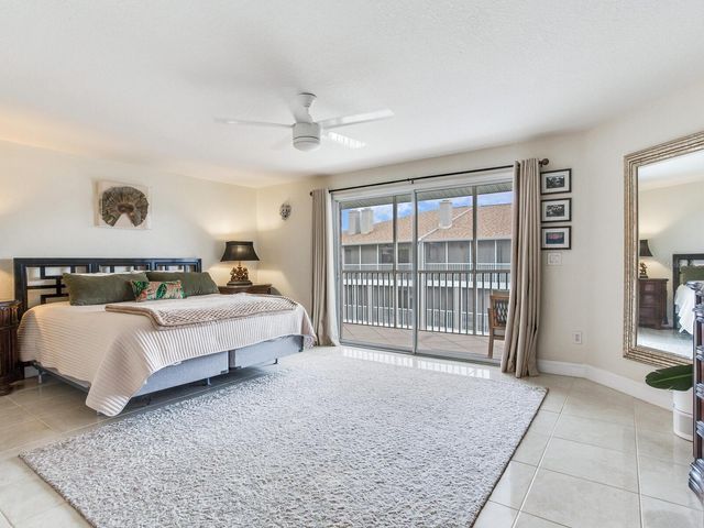 521 PINELLAS BAYWAY S 204, St Petersburg, FL 33715