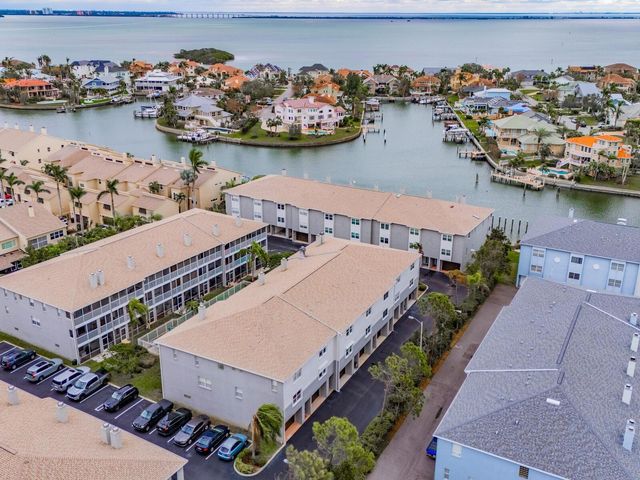 521 PINELLAS BAYWAY S 204, St Petersburg, FL 33715