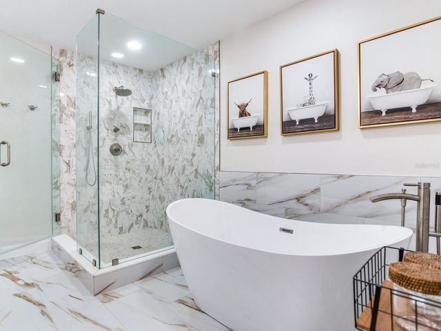 521 PINELLAS BAYWAY S 204, St Petersburg, FL 33715