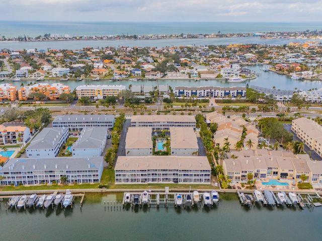 521 PINELLAS BAYWAY S 204, St Petersburg, FL 33715