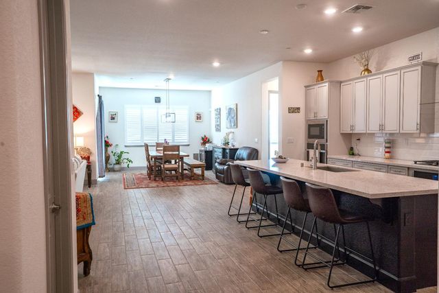 9444 Quintero Ave, Elk Grove, CA 95624