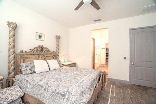 9444 Quintero Ave, Elk Grove, CA 95624