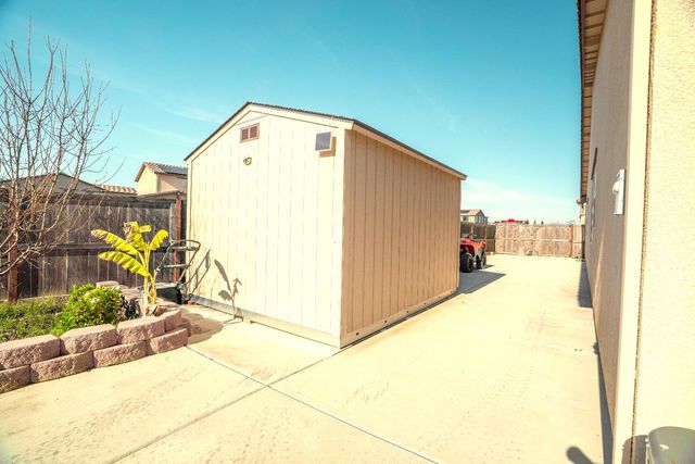 9444 Quintero Ave, Elk Grove, CA 95624