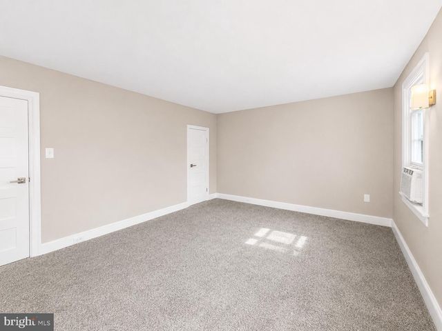 525 LOCUST ST, Bristol, PA 19007