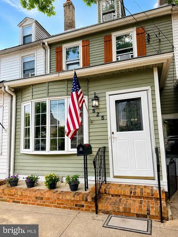 525 LOCUST ST, Bristol, PA 19007