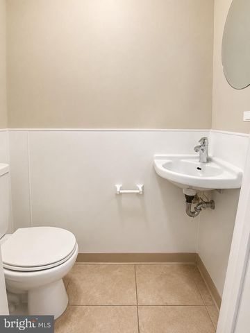 525 LOCUST ST, Bristol, PA 19007