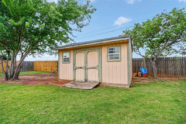 1905 Plymouth Lane, Oklahoma City, OK 73120