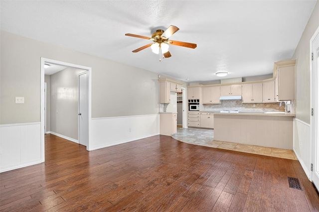1905 Plymouth Lane, Oklahoma City, OK 73120
