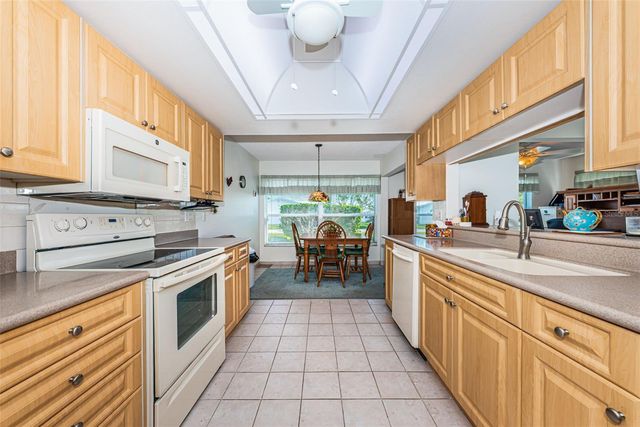 9175 42ND STREET N, Pinellas Park, FL 33782