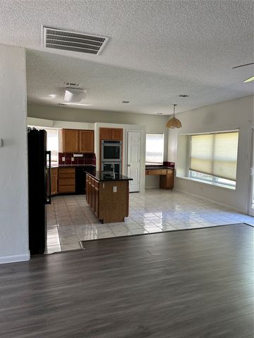 2036 Frontier Trail, Lewisville, TX 75067