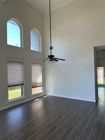 2036 Frontier Trail, Lewisville, TX 75067