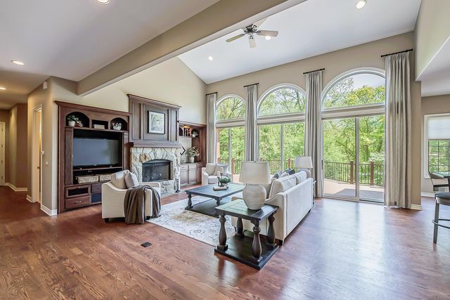 9222 Northpointe Ridge, Brighton, MI 48114