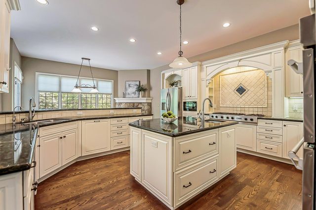 9222 Northpointe Ridge, Brighton, MI 48114