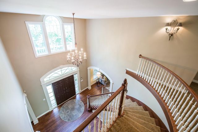 9222 Northpointe Ridge, Brighton, MI 48114