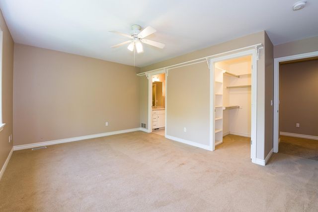 9222 Northpointe Ridge, Brighton, MI 48114